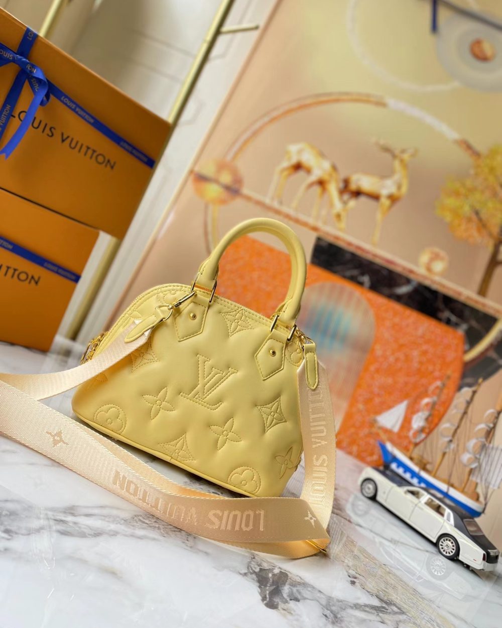 1:1 Replica Louis Vuitton LV Alma BB Bubblegram Leather Luxury Bag For Women M59821 - 9.6in/25cm