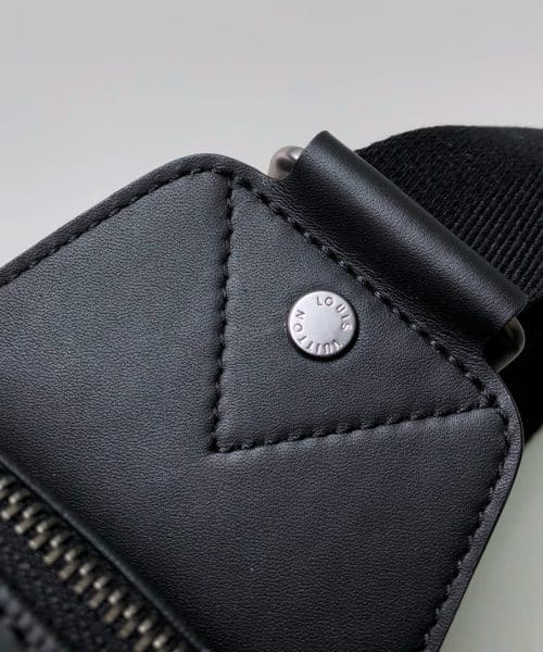 1:1 Replica Louis Vuitton LV Mochila bandolera Avenue Damier Infini Black Unique Bag Unique Bag For Men N41720 - 12in/31cm