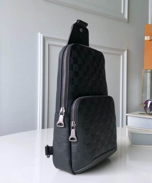 1:1 Replica Louis Vuitton LV Mochila bandolera Avenue Damier Infini Black Unique Bag Unique Bag For Men N41720 - 12in/31cm