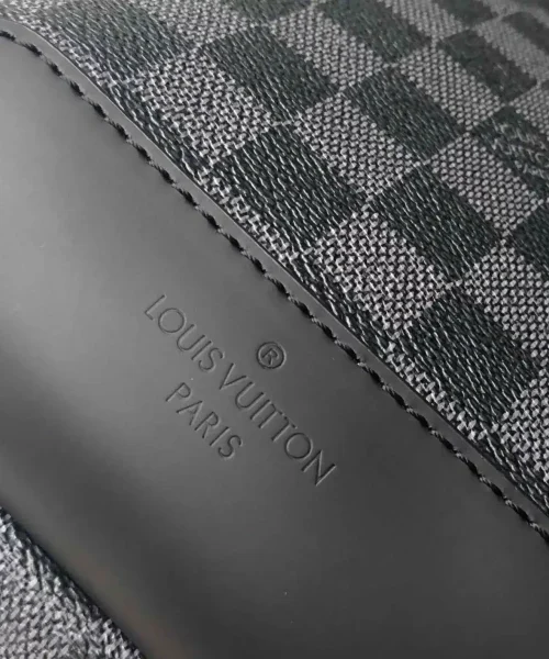 1:1 Replica Louis Vuitton LV Avenue Slingbag NM Damier Graphite Canvas Spring/Summer Collection Black Bag M41719 - 32cm