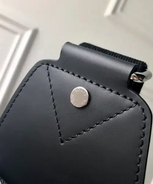 1:1 Replica Louis Vuitton LV Avenue Slingbag NM Damier Graphite Canvas Spring/Summer Collection Black Bag M41719 - 32cm