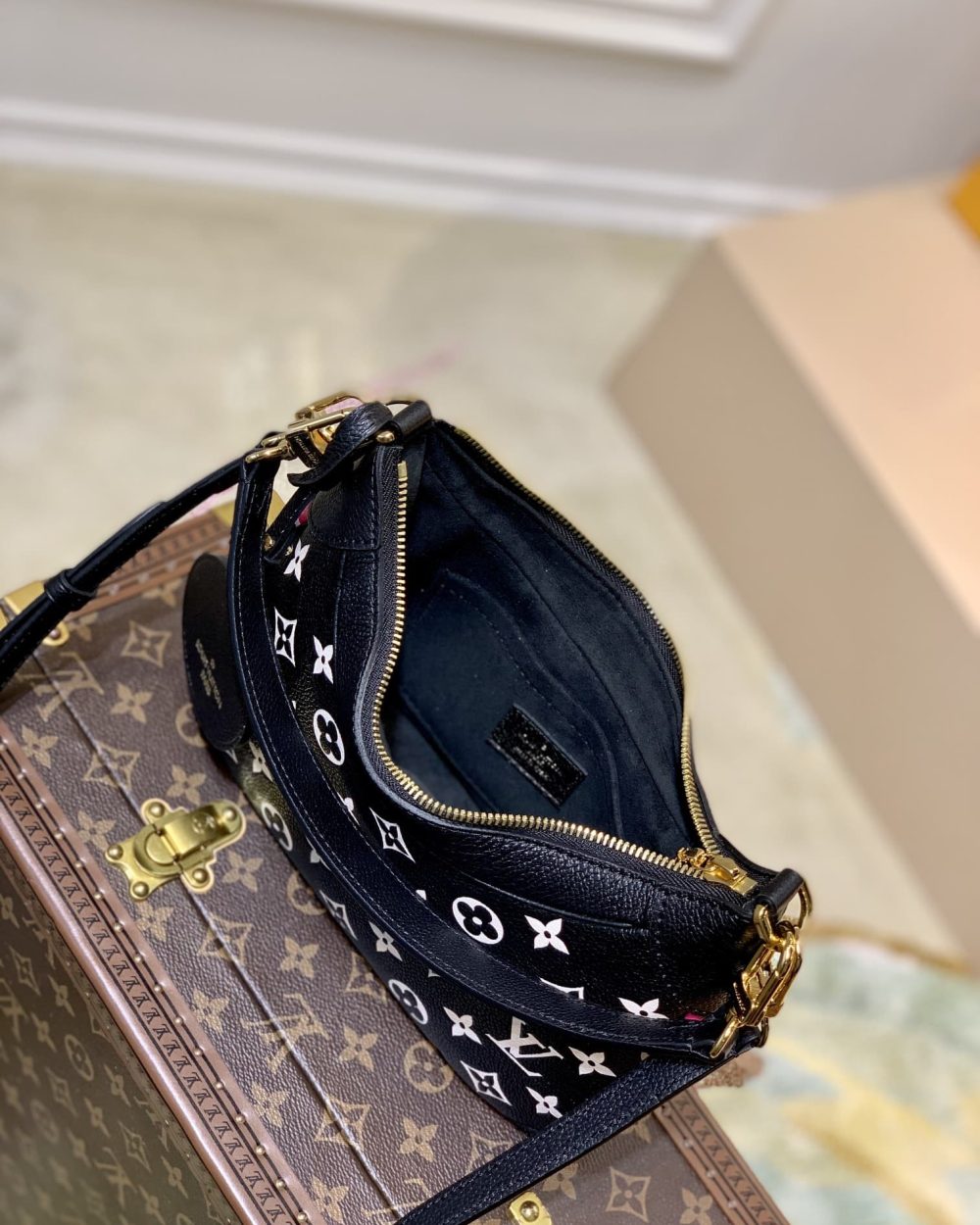 1:1 Replica Louis Vuitton LV Bagatelle Bicolor Monogram Empreinte Leather Luxury Bag For Women M46091 - 22cm/8.7in