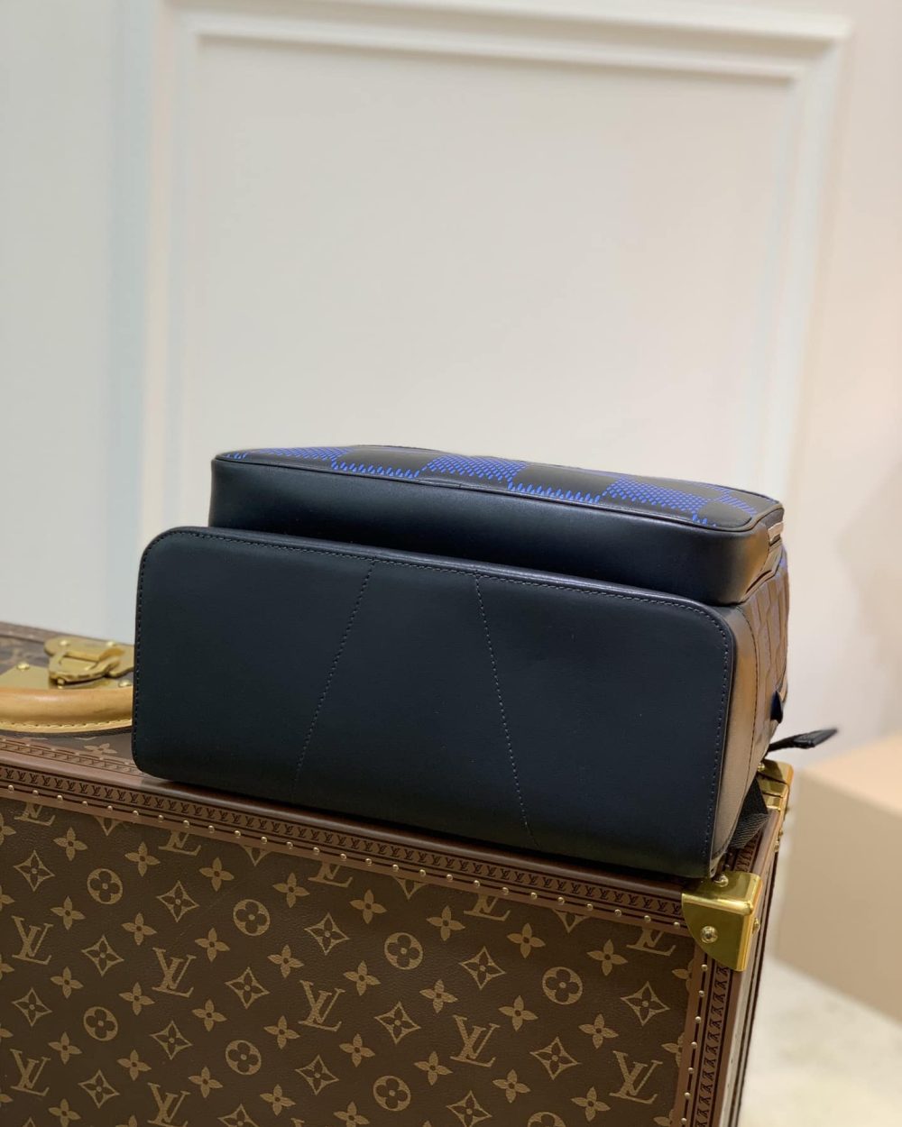 1:1 Replica Louis Vuitton LV Campus Backpack Damier Infini 3D Navy Blue / Black Unique For Men N50021 - 39cm