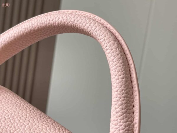 replica-louis-vuitton-lv-capucines-bb-bag-m59532-2