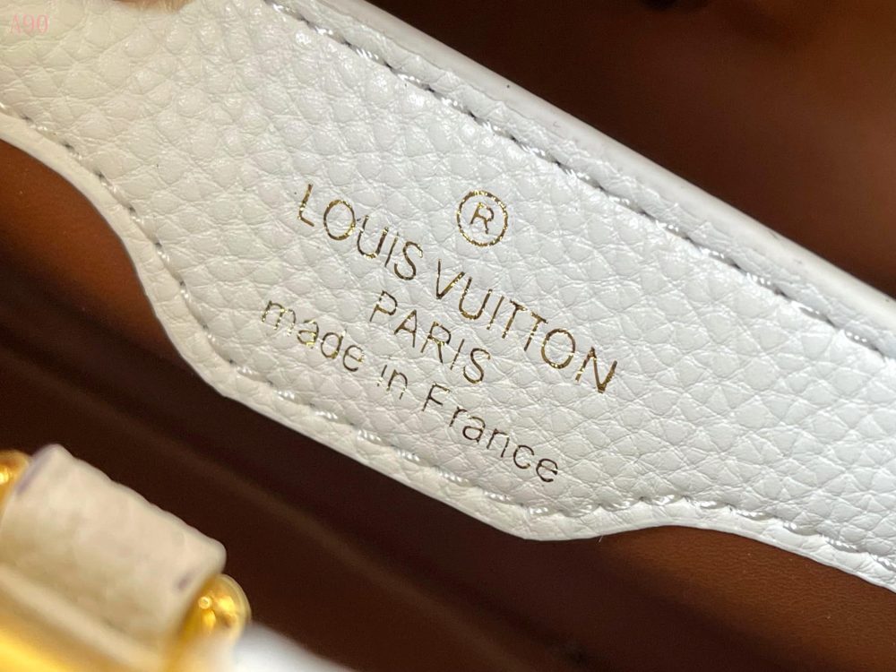 1:1 Replica Louis Vuitton LV Capucines Mini For Women - M59864 - Image 9