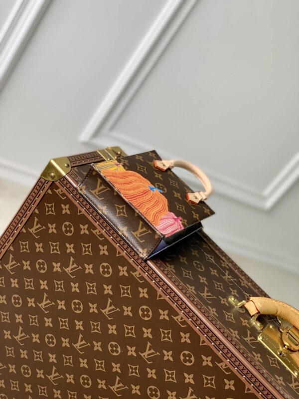 1:1 Replica Louis Vuitton LV LV x YK Petit Sac Plat Captivating Bag For Women M82112 - 5.5n/ 14cm