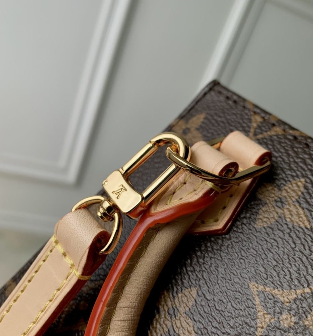 1:1 Replica Louis Vuitton LV LV x YK Petit Sac Plat Captivating Bag For Women M82112 - 5.5n/ 14cm