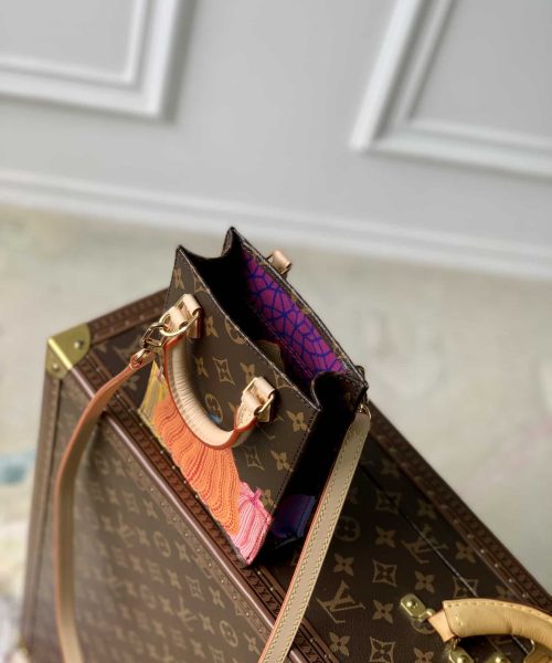 1:1 Replica Louis Vuitton LV LV x YK Petit Sac Plat Captivating Bag For Women M82112 - 5.5n/ 14cm