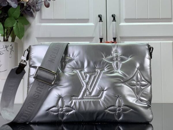 1:1 Replica Louis Vuitton LV Maxi Multi Pochette Accessoires Sliver/ Light Pink Unique Bag For Women‎ 13.4n/34cm M21057