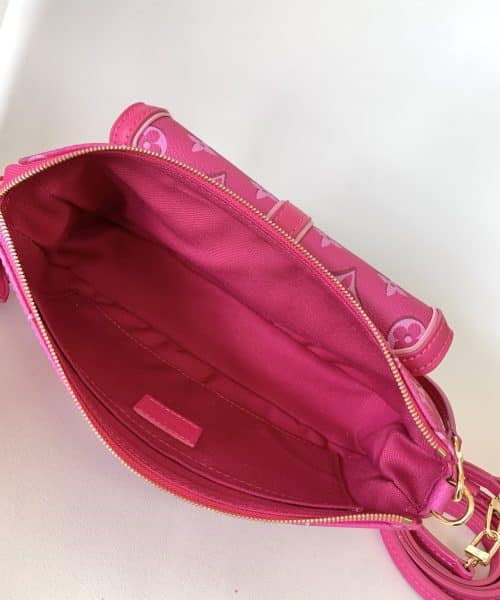 1:1 Replica Louis Vuitton LV Maxi Pochette Accessoires Pink/White Remarkable Bag For Women‎ M46161 - 8.3in/ 21cm