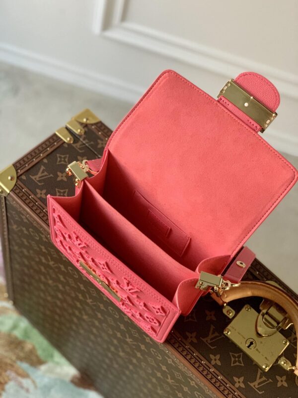 1:1 Replica Louis Vuitton LV Mini Dauphine Pink Luxury Bag For Women M20747 -‎ 7.9in/ 20cm