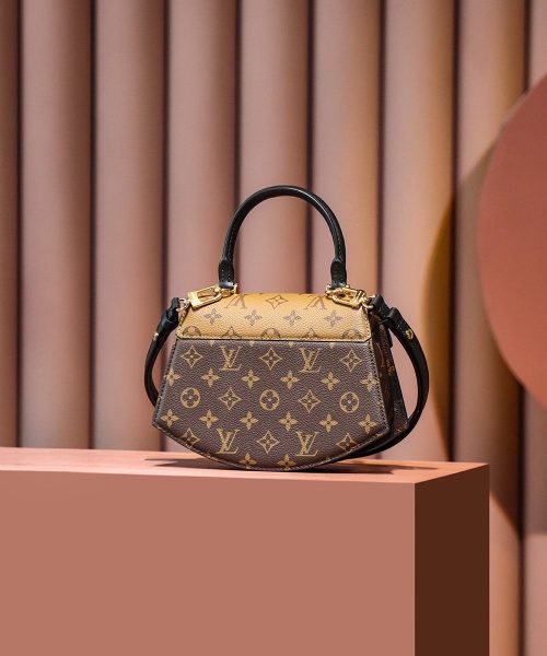 1:1 Replica Louis Vuitton LV Tilsitt Monogram Light Brown M46548 Luxurious Bag  For Women 9.5in/24cm