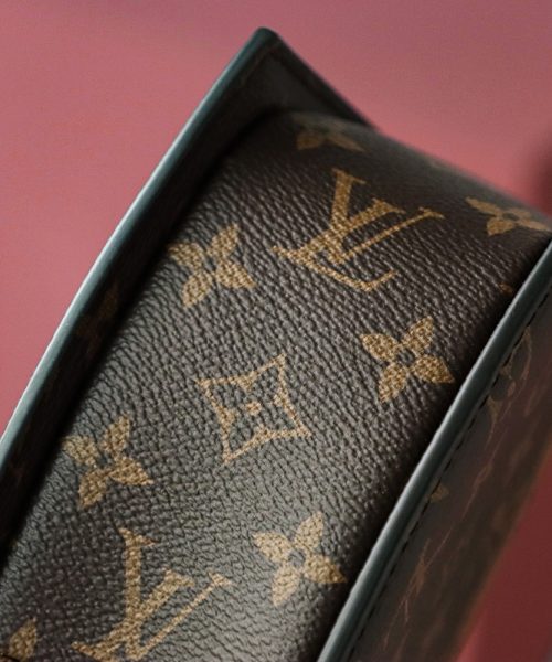 1:1 Replica Louis Vuitton LV Tilsitt Monogram Light Brown M46548 Luxurious Bag  For Women 9.5in/24cm