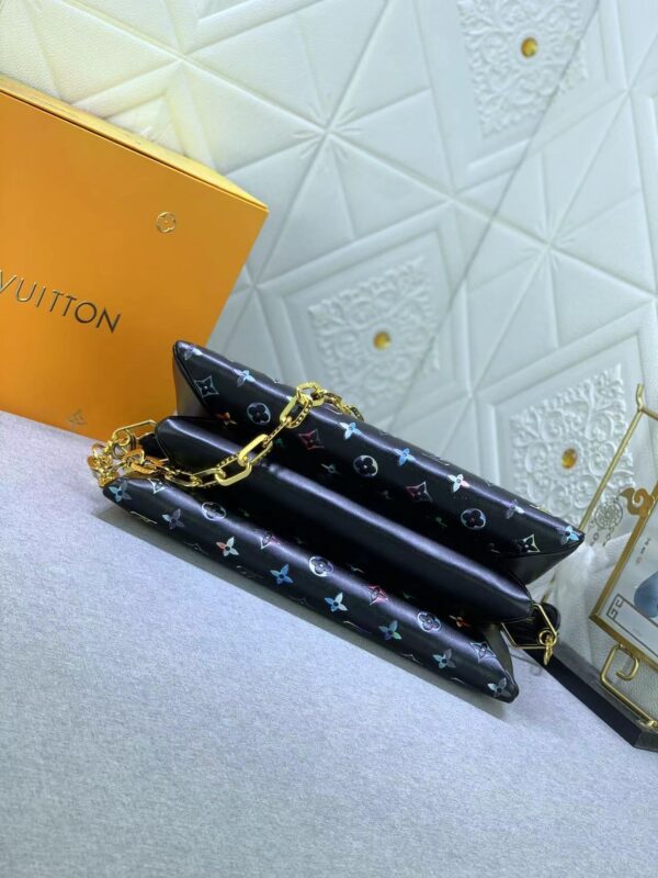 1:1 Replica Louis Vuitton LV Coussin MM Puffy Black Luxury Bag For Women M21204 - 13.4in/34cm