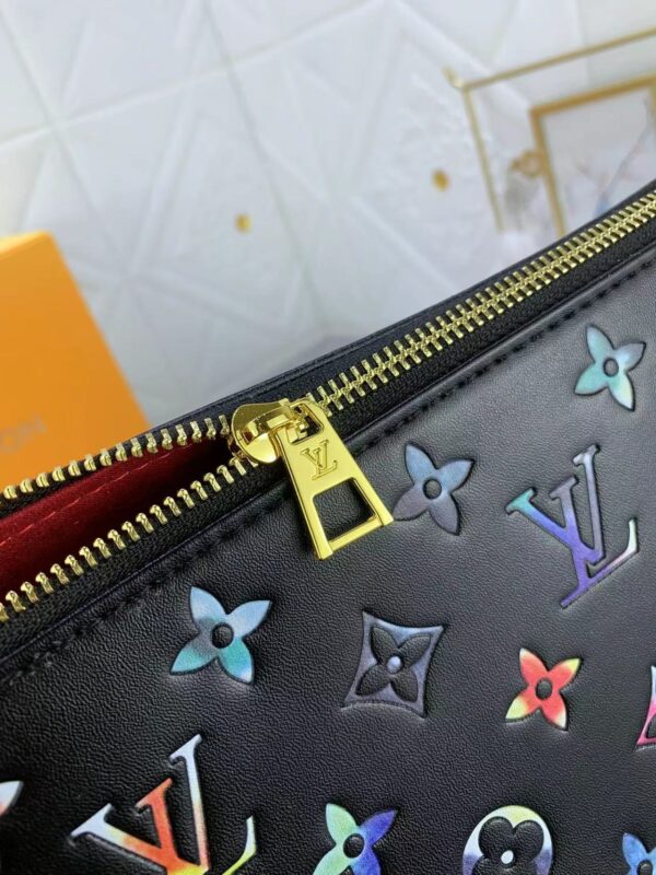 1:1 Replica Louis Vuitton LV Coussin MM Puffy Black Luxury Bag For Women M21204 - 13.4in/34cm