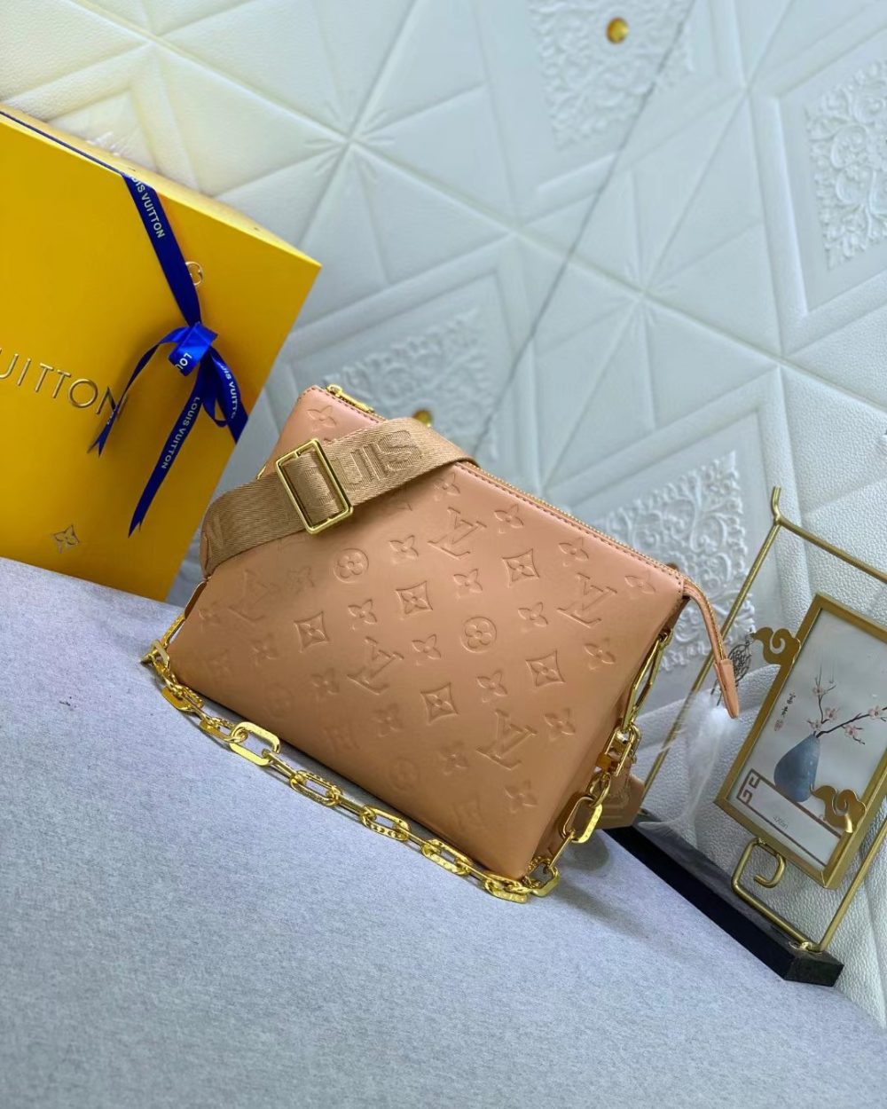 1:1 Replica Louis Vuitton LV Coussin PM Monogram Embossed Puffy Cream Luxury Bag For Women -  10.2in/26cm