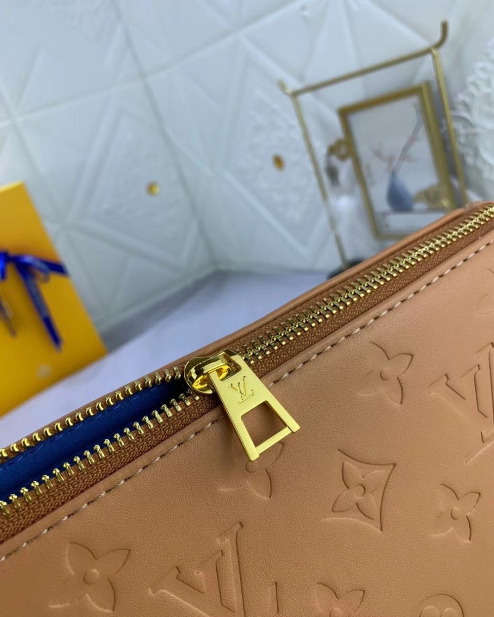 1:1 Replica Louis Vuitton LV Coussin PM Monogram Embossed Puffy Cream Luxury Bag For Women -  10.2in/26cm