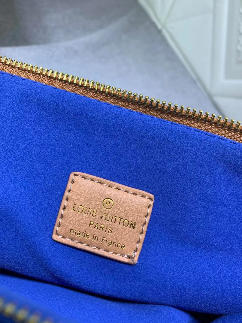 1:1 Replica Louis Vuitton LV Coussin PM Monogram Embossed Puffy Cream Luxury Bag For Women -  10.2in/26cm - Image 8