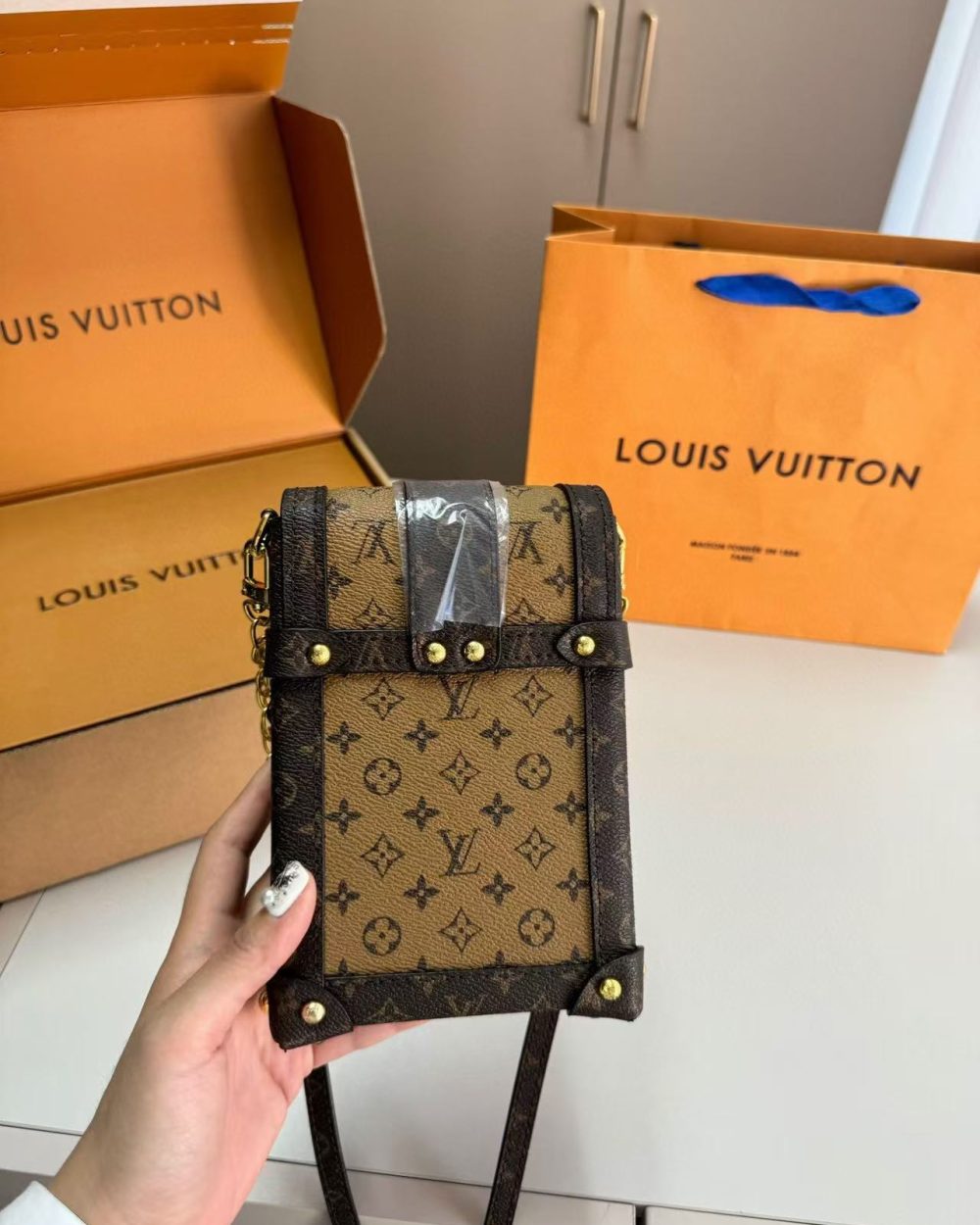 1:1 Replica Louis Vuitton LV Pochette Trunk Verticale Monogram Reverse With Monogram Canvas Luxury Bag For Women M67873 - 6.9in/18cm