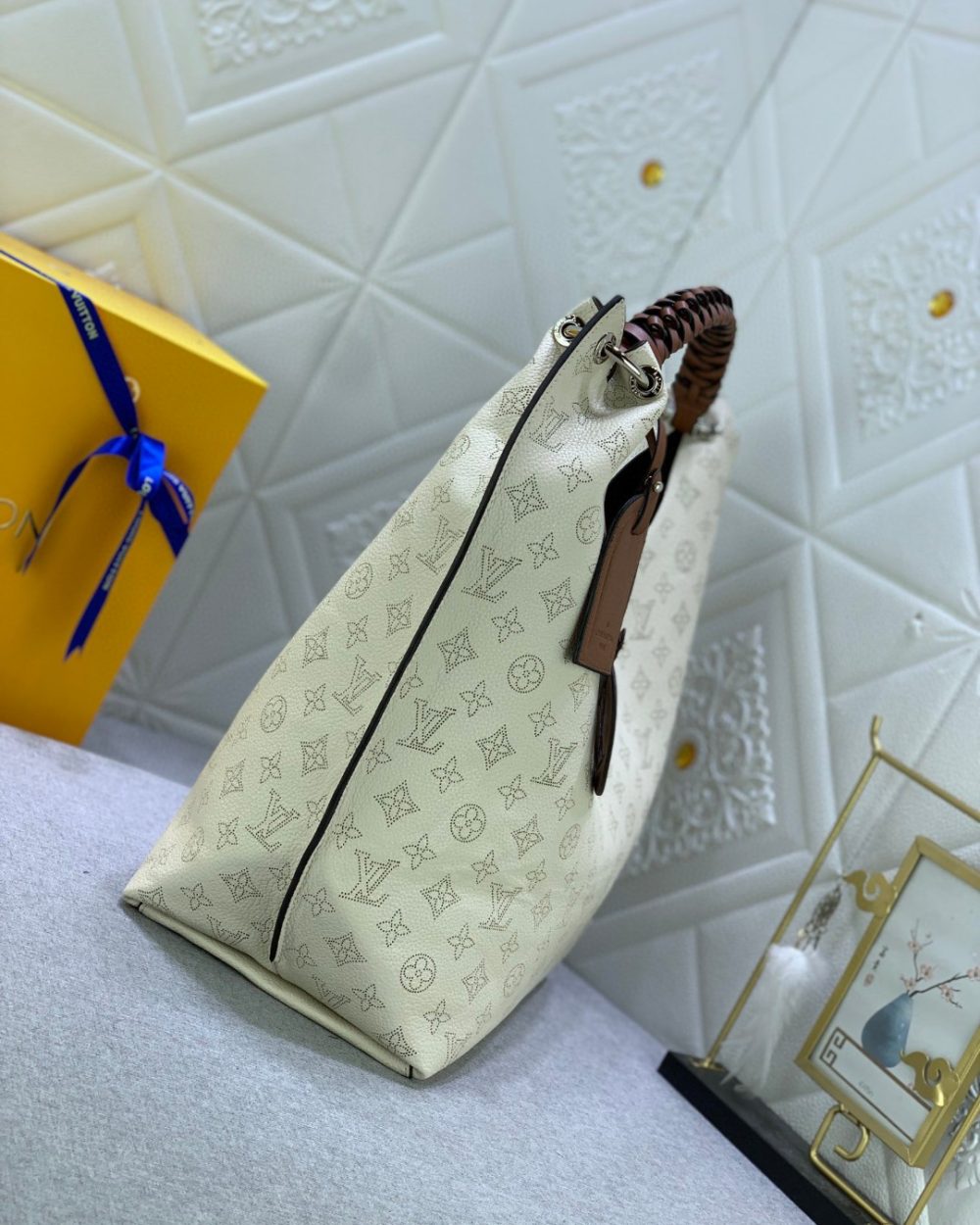 1:1 Replica Louis Vuitton LV Carmel Hobo Bag Ivory Luxurious Bag For Women - 13.8in/40cm