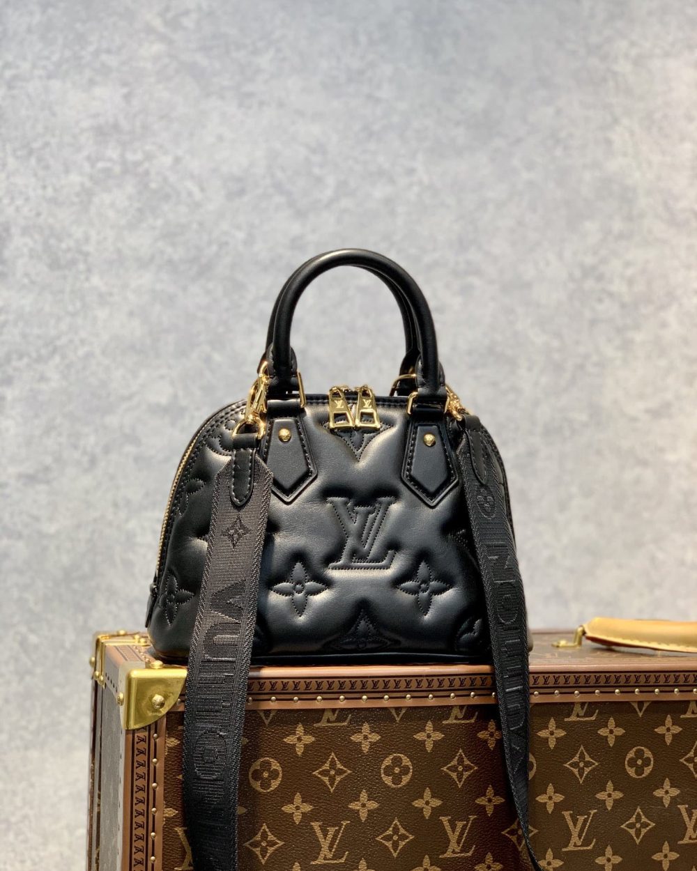1:1 Replica Louis Vuitton LV Alma BB Bubblegram Leather Exclusive Bag For Women M59793 - 9.6in/ 24.5cm
