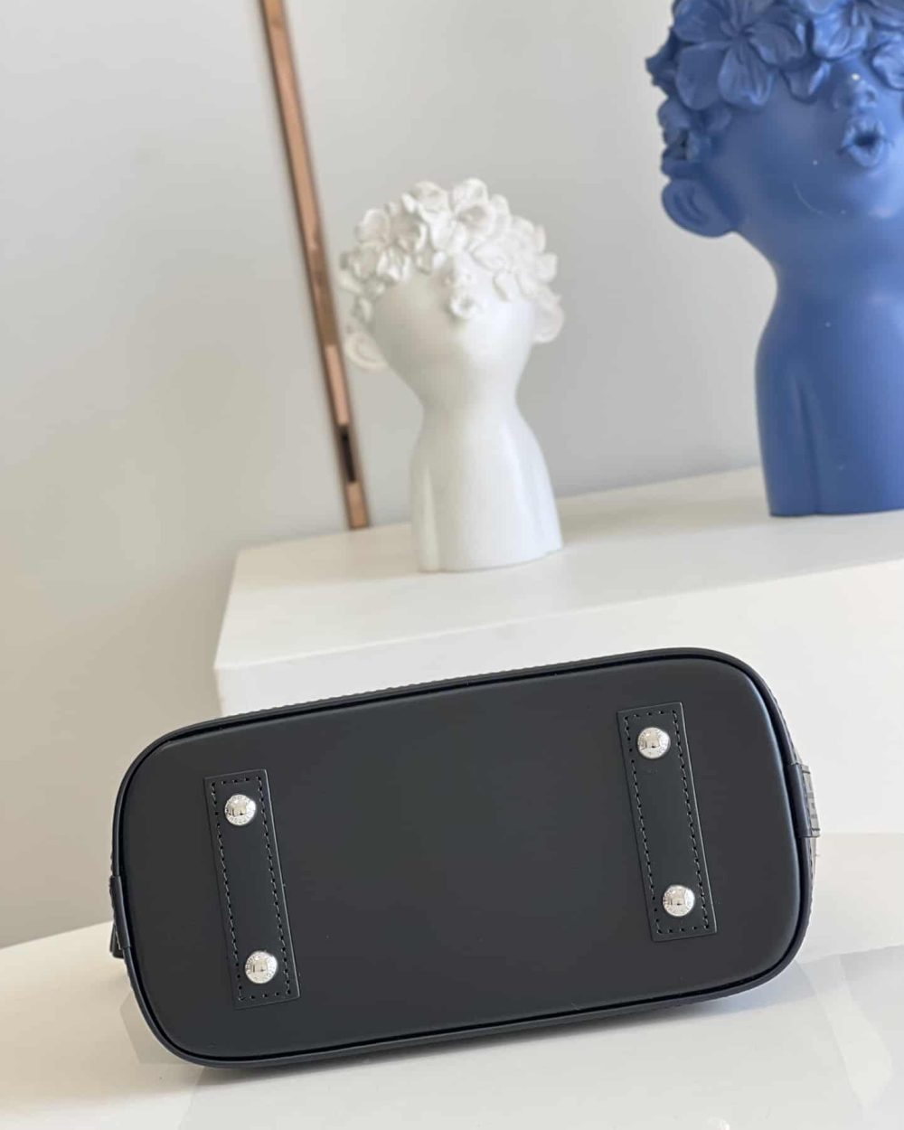 1:1 Replica Louis Vuitton LV Alma BB Epi Leather Black/ Exclusive Bag For Women M59217 - 9.2in/ 23.5cm