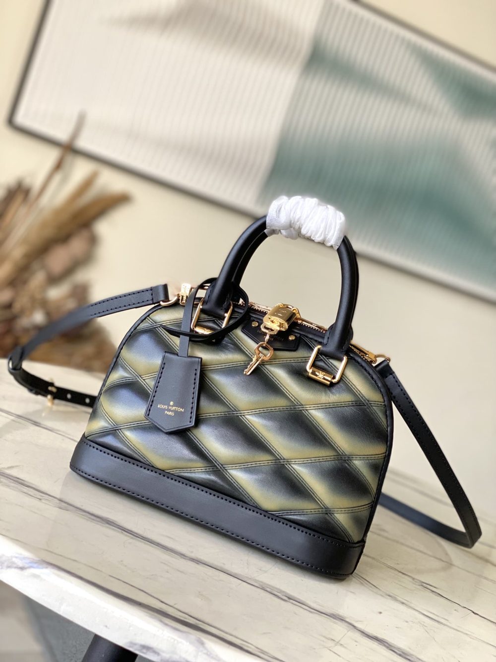 replica-louis-vuitton-lv-alma-bb-bag-m23576-2