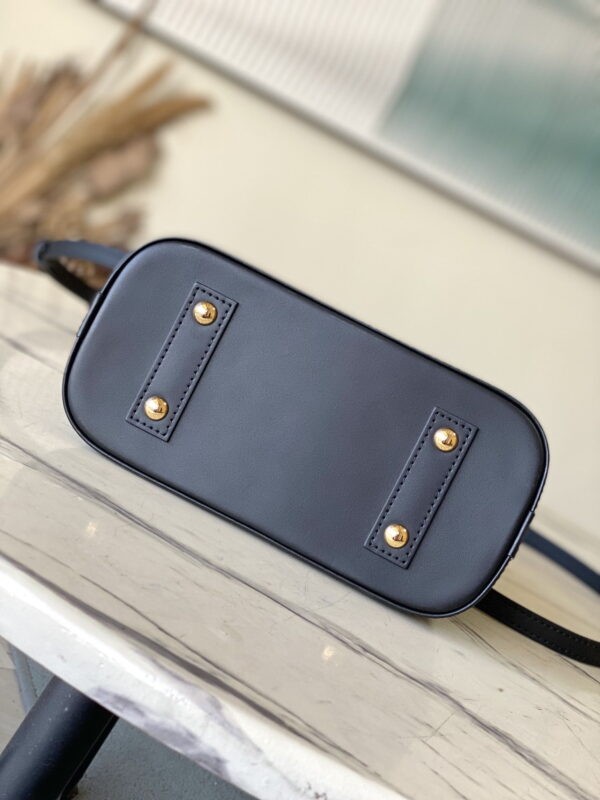 replica-louis-vuitton-lv-alma-bb-bag-m23666-5