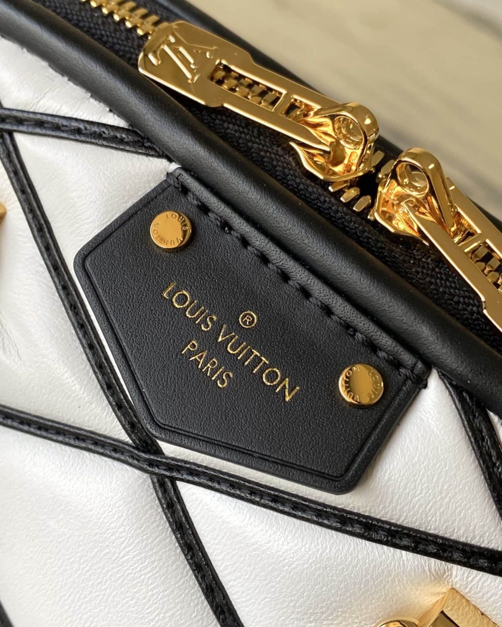 1:1 Replica Louis Vuitton LV Alma BB Malletage Leather Exclusive Bag For Women M23761 - 9.2in/ 23.5cm