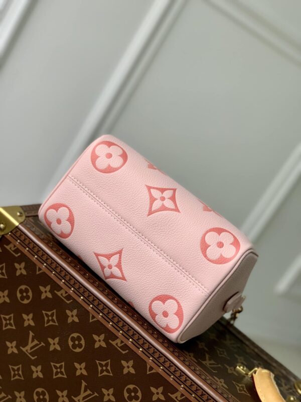 1:1 Replica Louis Vuitton LV Speedy Bandoulière 20 Monogram Empreinte Leather For Women M46518- 8.1 Inches/ 20.5 Cm