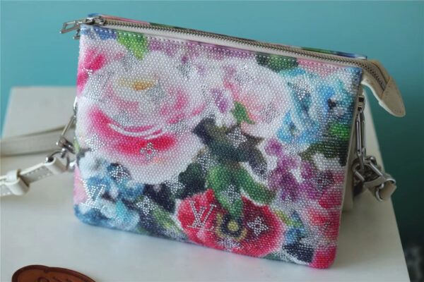 1:1 Replica Louis Vuitton LV Coussin BB Multicolor Luxury Bag For Women‎ M21157 - 8.3in/21cm