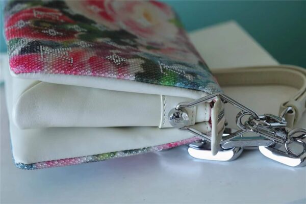 1:1 Replica Louis Vuitton LV Coussin BB Multicolor Luxury Bag For Women‎ M21157 - 8.3in/21cm