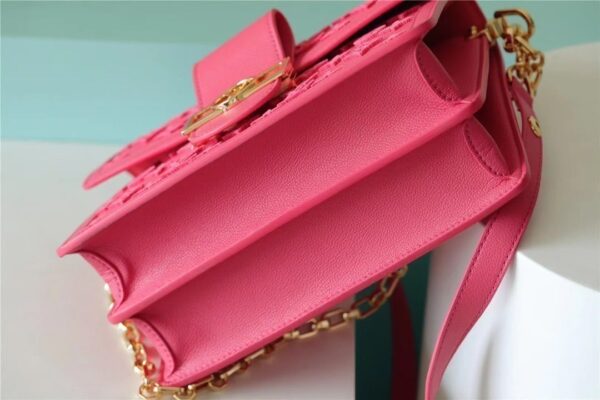 1:1 Replica Louis Vuitton LV Dauphine MM Bag Pink Luxury Bag For Women -‎ 9.8in/25cm