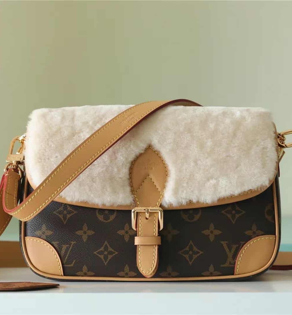 1:1 Replica Louis Vuitton LV Diane Bag Brown Luxury Bag For Women M46317 - 9.4in/24cm