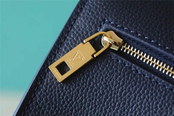 1:1 Replica Louis Vuitton LV LockMe Tender Navy Luxury Bag For Women - 8.8in/22.5cm