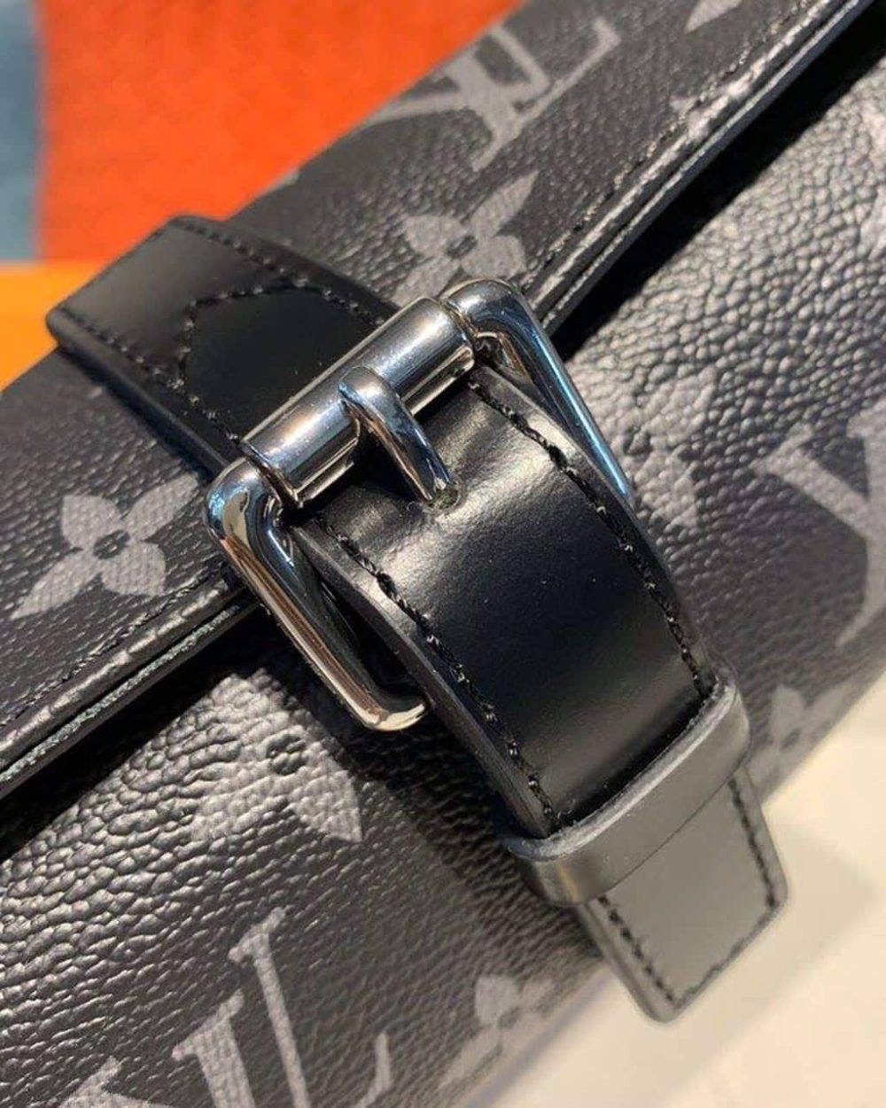 1:1 Replica Louis Vuitton LV 3 Watch Case Monogram Eclipse Canvas Unique Bag For Men M43385 - 7.9in/20cm