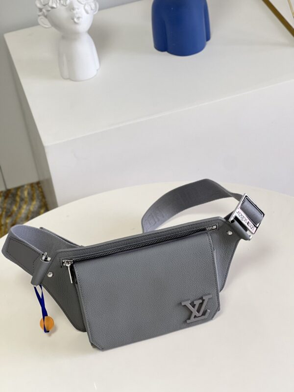 1:1 Replica Louis Vuitton LV Aerogram Slingbag Grey Unique Bag For Men M59625 - 30cm/ 11.8in