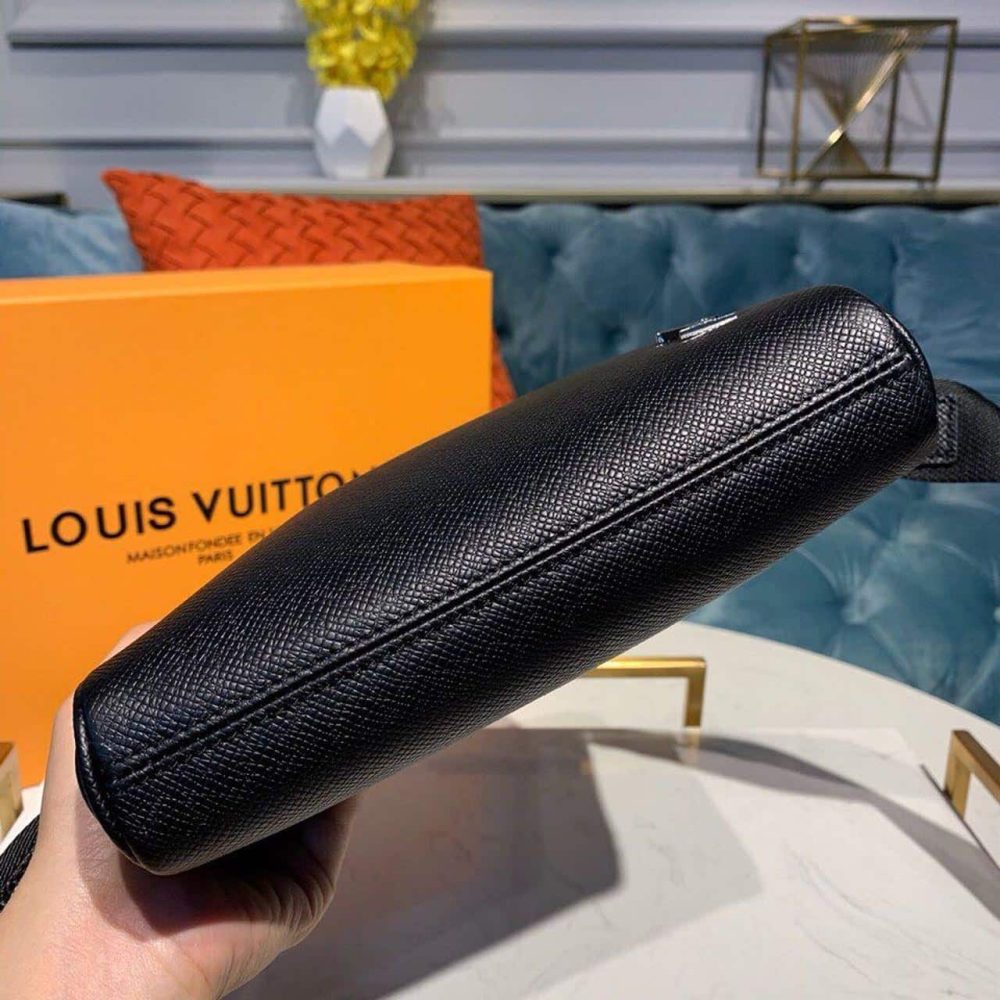 1:1 Replica Louis Vuitton LV Alex Messenger BB Taiga Black Unique Bag For Men M30265 - 9.8in/ 25cm - Image 5