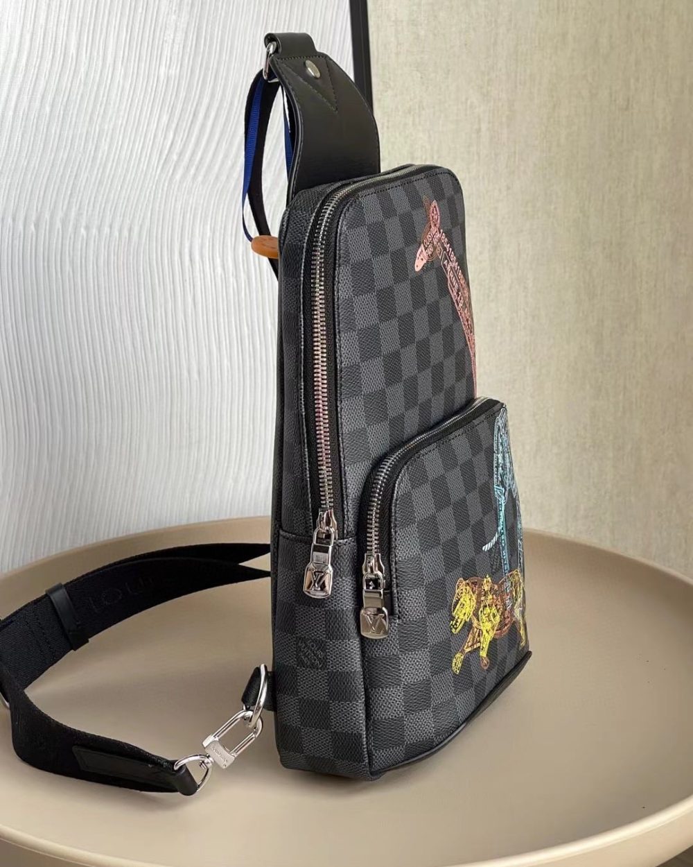 1:1 Replica Louis Vuitton LV Avenue Sling Bag Damier Graphite Unique Bag For Men N452877 - 12.2in/31cm