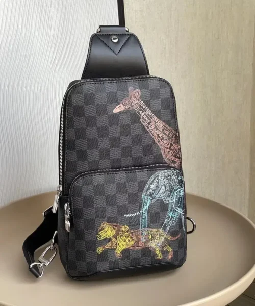 louis-vuitton-avenue-sling-bag-n452877