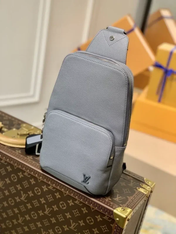 louis-vuitton-avenue-sling-bag-taiga-grey-m30801