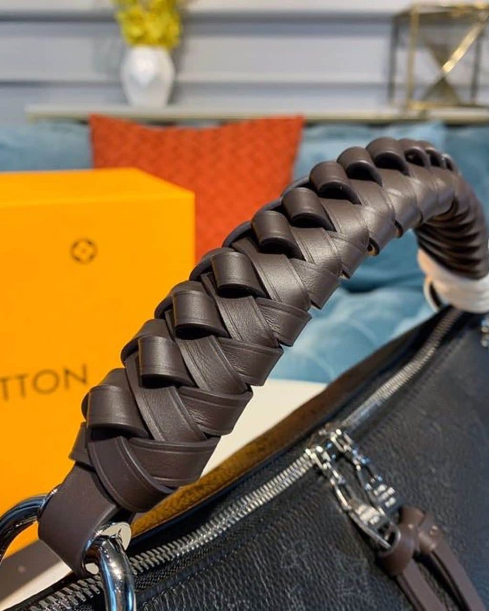 1:1 Replica Louis Vuitton LV Beaubourg Hobo MM Black Luxury Bag For Women M56073 - 12.6in/32cm