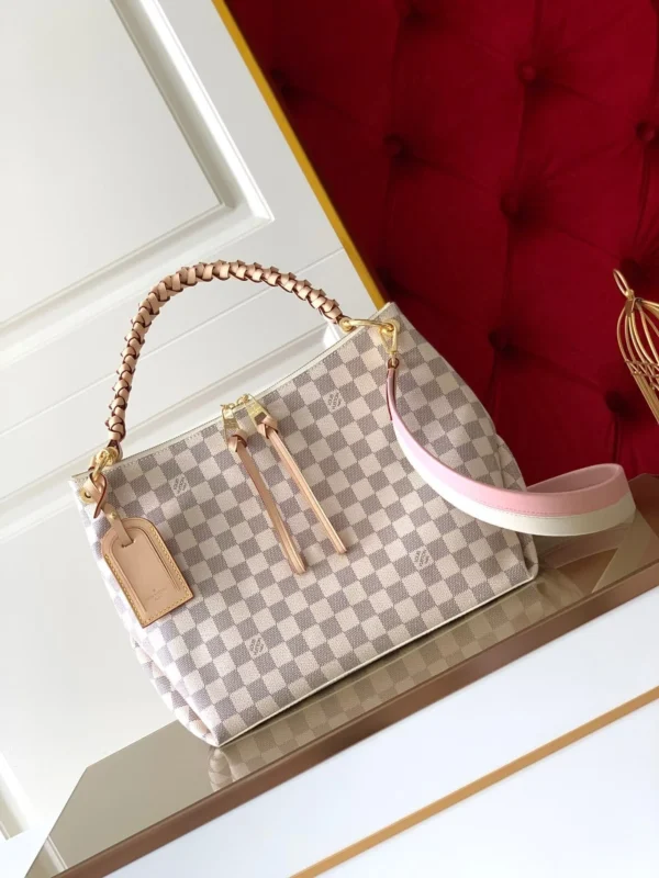 louis-vuitton-beaubourg-hobo-mm-n40343