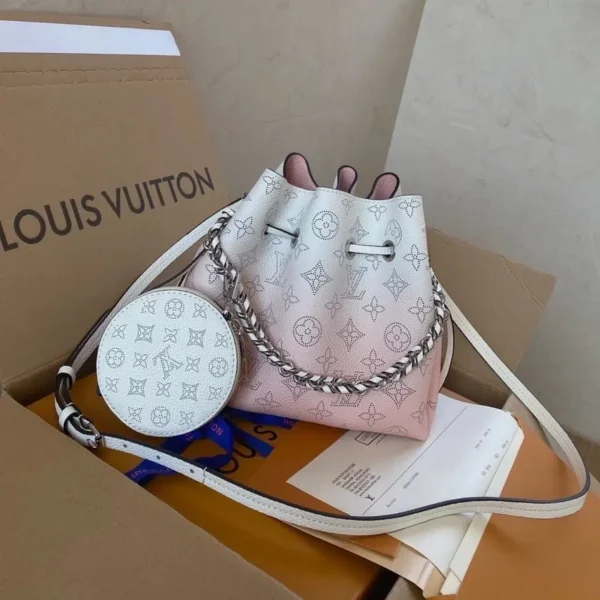 louis-vuitton-bella-bucket-m57855