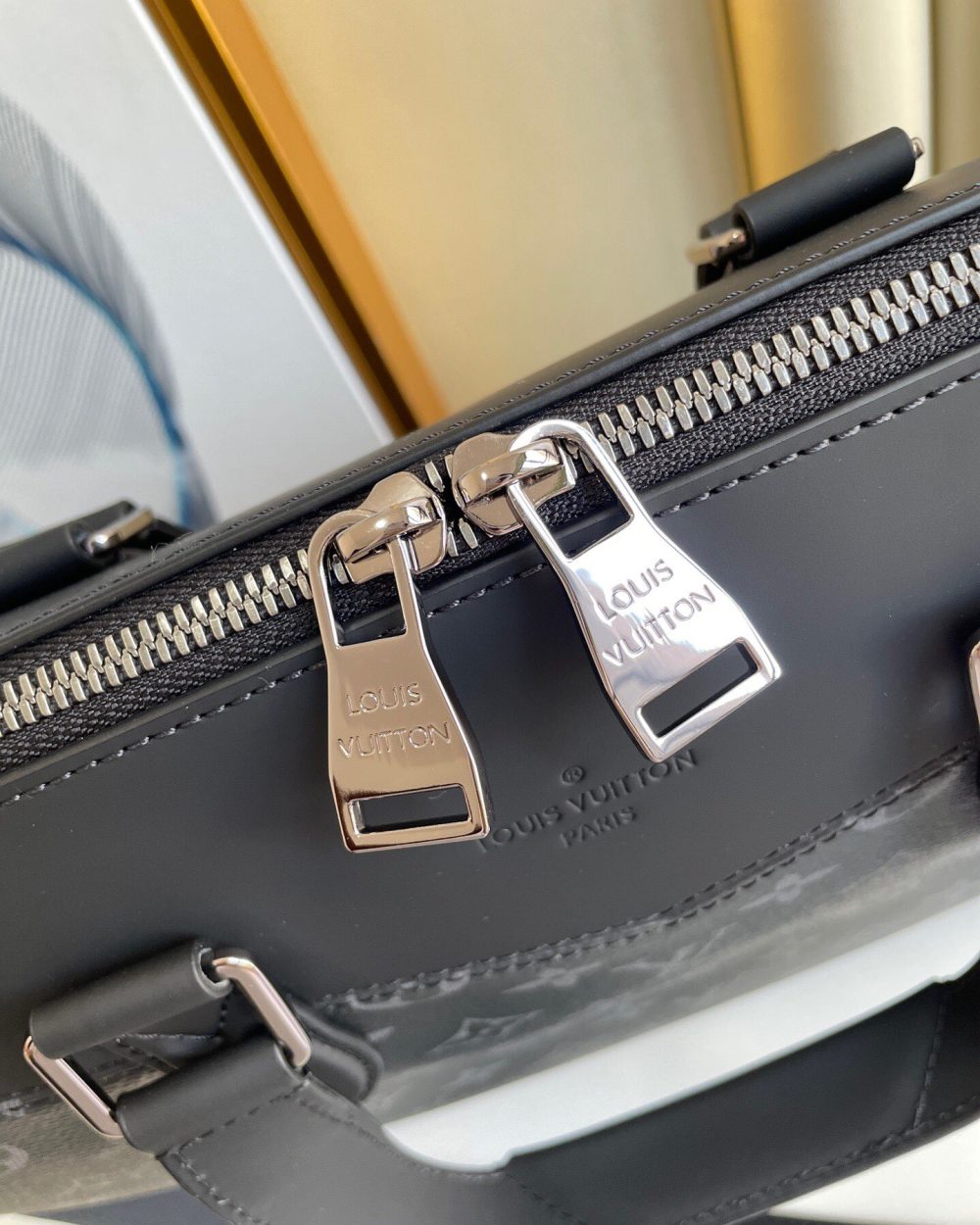 1:1 Replica Louis Vuitton LV Briefcase Explorer Monogram Eclipse Canvas Unique Bag For Men M40566 - 15.4in/39cm