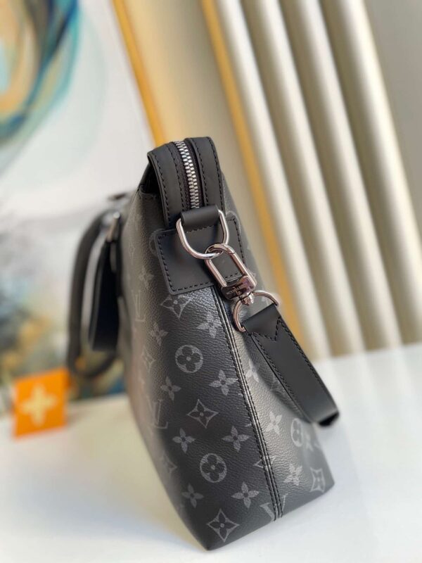 1:1 Replica Louis Vuitton LV Briefcase Explorer Monogram Eclipse Canvas Unique Bag For Men M40566 - 15.4in/39cm