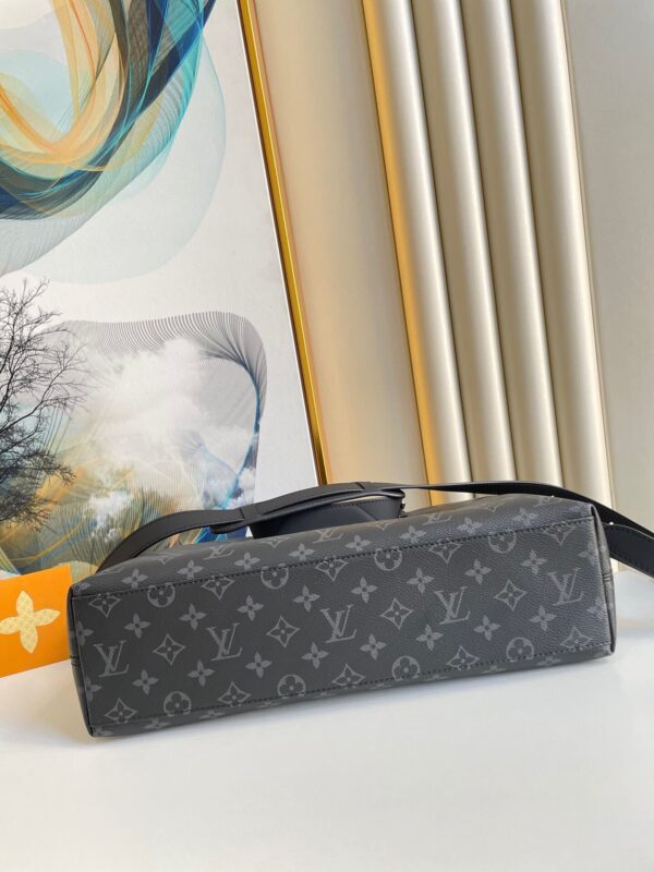1:1 Replica Louis Vuitton LV Briefcase Explorer Monogram Eclipse Canvas Unique Bag For Men M40566 - 15.4in/39cm