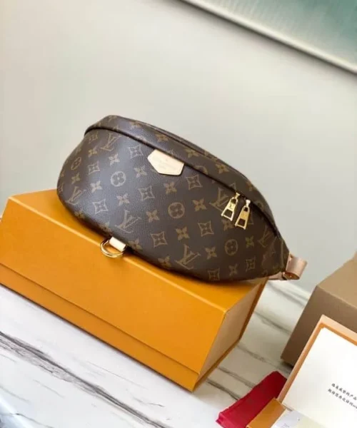 louis-vuitton-bumbag