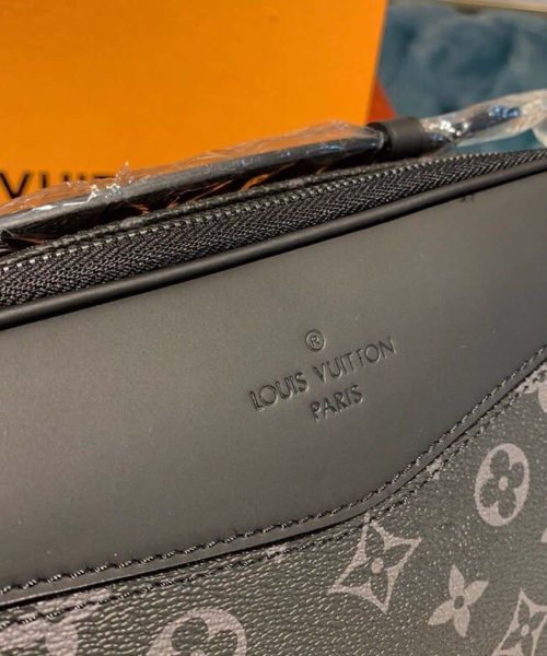 1:1 Replica Louis Vuitton LV Bumbag Monogram Eclipse Canvas Unique For Men M42906 - 11in/28cm