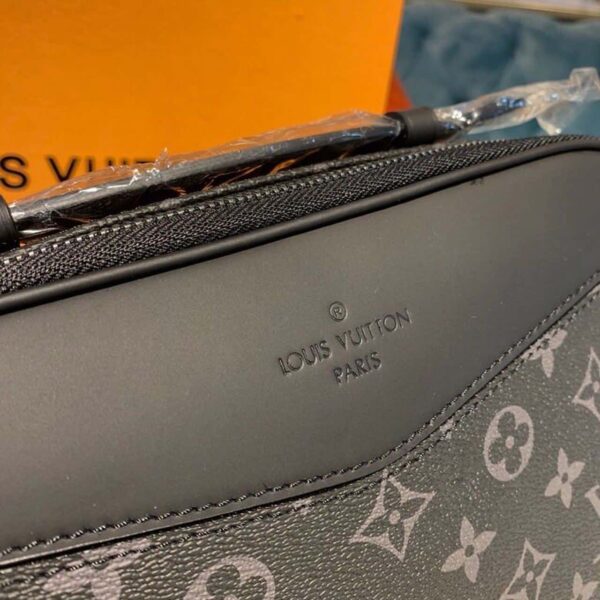 1:1 Replica Louis Vuitton LV Bumbag Monogram Eclipse Canvas Unique For Men M42906 - 11in/28cm